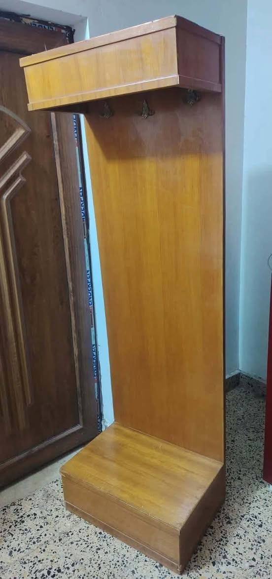 للبيع غرفه صاج سعر ٣٥٠ وعنوان فلوجه حي المعلمين الثانيه رقم *********** للإستفسار
