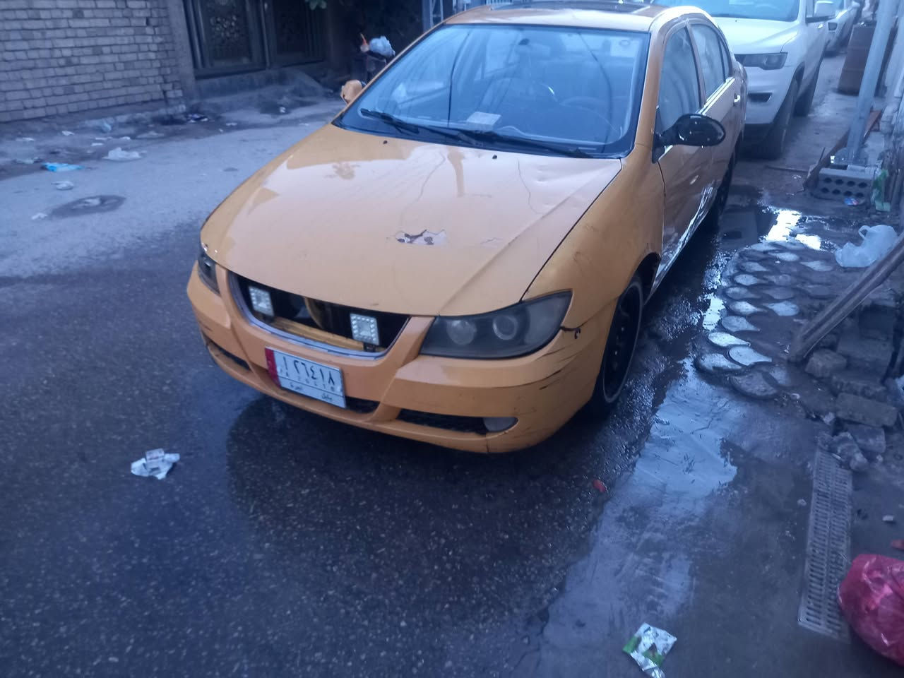 السياره كدامك يردلها ترتيب محرك كورله 1800 بي خير بخار عليه هئيه وغرامه ١٠٠ تنزل من السعر  تحويل ثاني يوم 
السعر 30 تلفون *********** مكان كربلاء تخم تاير جديد
