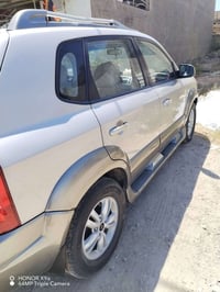 اخوان توكسان 2009 للبيع خليجي صبغ بدون ضربة يعني ابيعلك صبغ كامل ما عد...