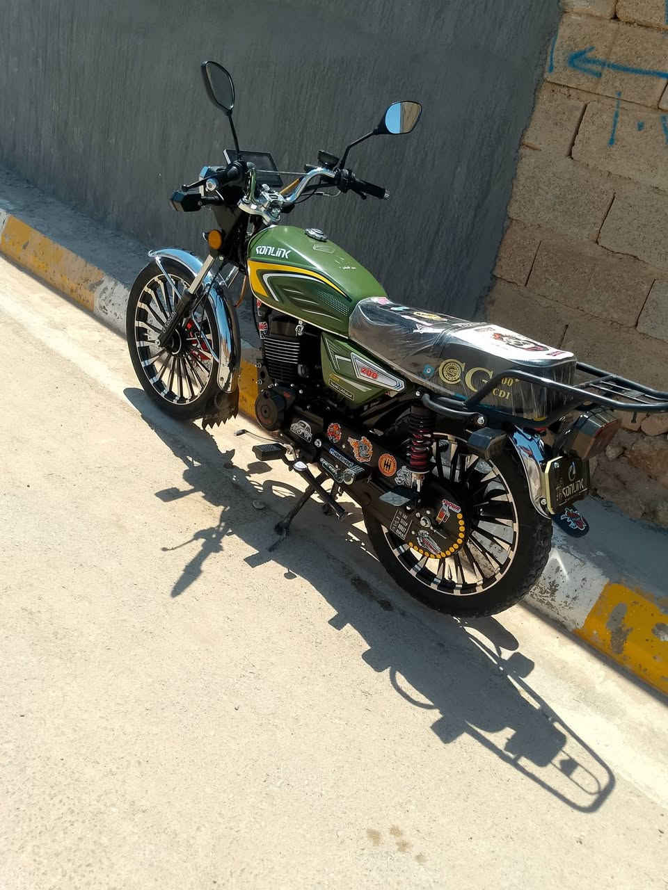 نعيد المنشور بسبب الوعود الكذابه دراجه سولنك البيع موديل 25 محرك 200 وزنجيل وضاقطه الدراجه نضافه خير من الله ونشاط ومعدل خير من الله الدراجه فول موصفات  وحله من بل صوره الشراي يتصل عل رقم  ‏‪***********‬‏ ادمن حبيبي
