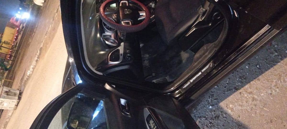 حدادة بلاد فيت بم مال بلاد  مالتهه البلادي غاز التبريد مالت الشركة قرصة البلاد جك السيارة مانازل بجم سليم ايرباكات سليمة يمكن ال جاملق الخلفي بية تصليح بأمريكا لان صور التقرير مابية جاملق بية بارد شبر بين الباب والجاملق صالهه سنه عدي مافاتح بنيد ولا عابر عل مصلح فقط بدلت شفت ودرايم شفت مال نص اصلي كير مكينه شرط تراي اربيل بصرة تريد تحويل نقص بس نص بانزين لان بية نص تفويلة 2018دخولية 2019 ٤ سلندر ٢٤٠٠ الأمريكي مو كوري يحب البانزين العادي *********** رقم صاحب السياره (مكلف بنشر ) مامتواجد ع النت السعر 132 البصرة, العراق
