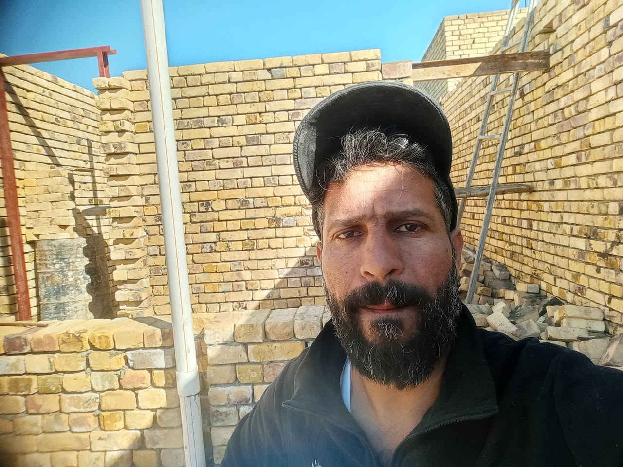 خلفه بناء درجه اولى متفرغ حاليآ *********** ديوانيه
