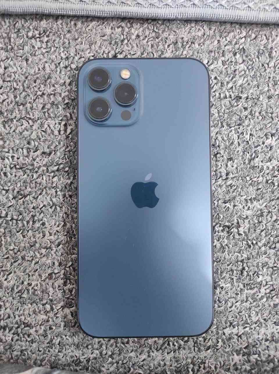 ايفون 12 برو ماكس 
تك سيم
بطارية 86
ذاكرة 256
مبدل شاشة فقط
السعر 340 موصل, نينوى


**إذا كنت صاحب هذا الإعلان وتريد حذفه لأي سبب، رجاءا أرسل رسالة إلى الدعم الفني**