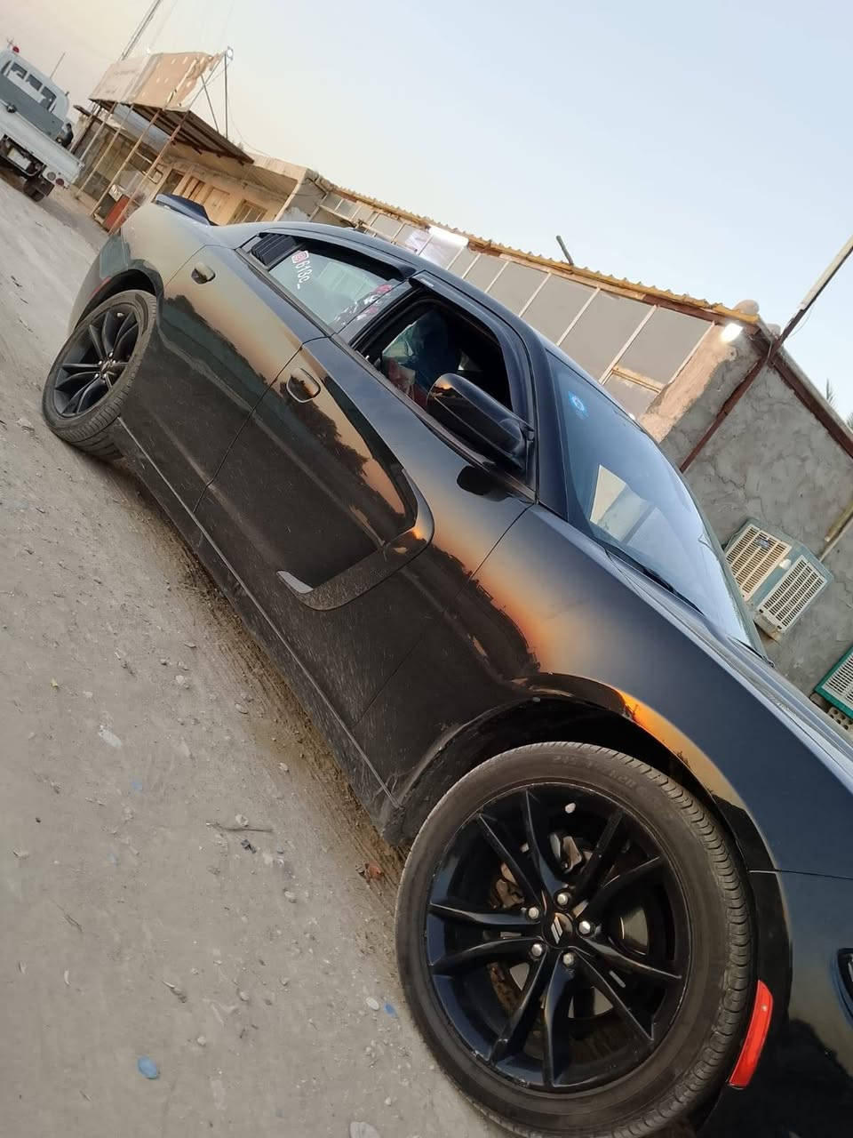 سلام عليكم
سياره ٢٠١٨ sxt
بلاك توب فول ما عده الفتحه 
سياره باسمي تحويل ثاني يوم 

سياره حادثه قطعه وحده تبديل 

بيه حالوبات قليلات جدا مايتجاوزن ال ١٠ رصعات 

سياره مكفوله مكينه وكير وحداديه 

سياره ماشيه ١٦٠ ميل 
رقم مميز 

هزه سنويه جديد.  رقم انكليزي 

***********

مكان السياره بابل القاسم

السعر. 175 وبيه مجال بسيط
