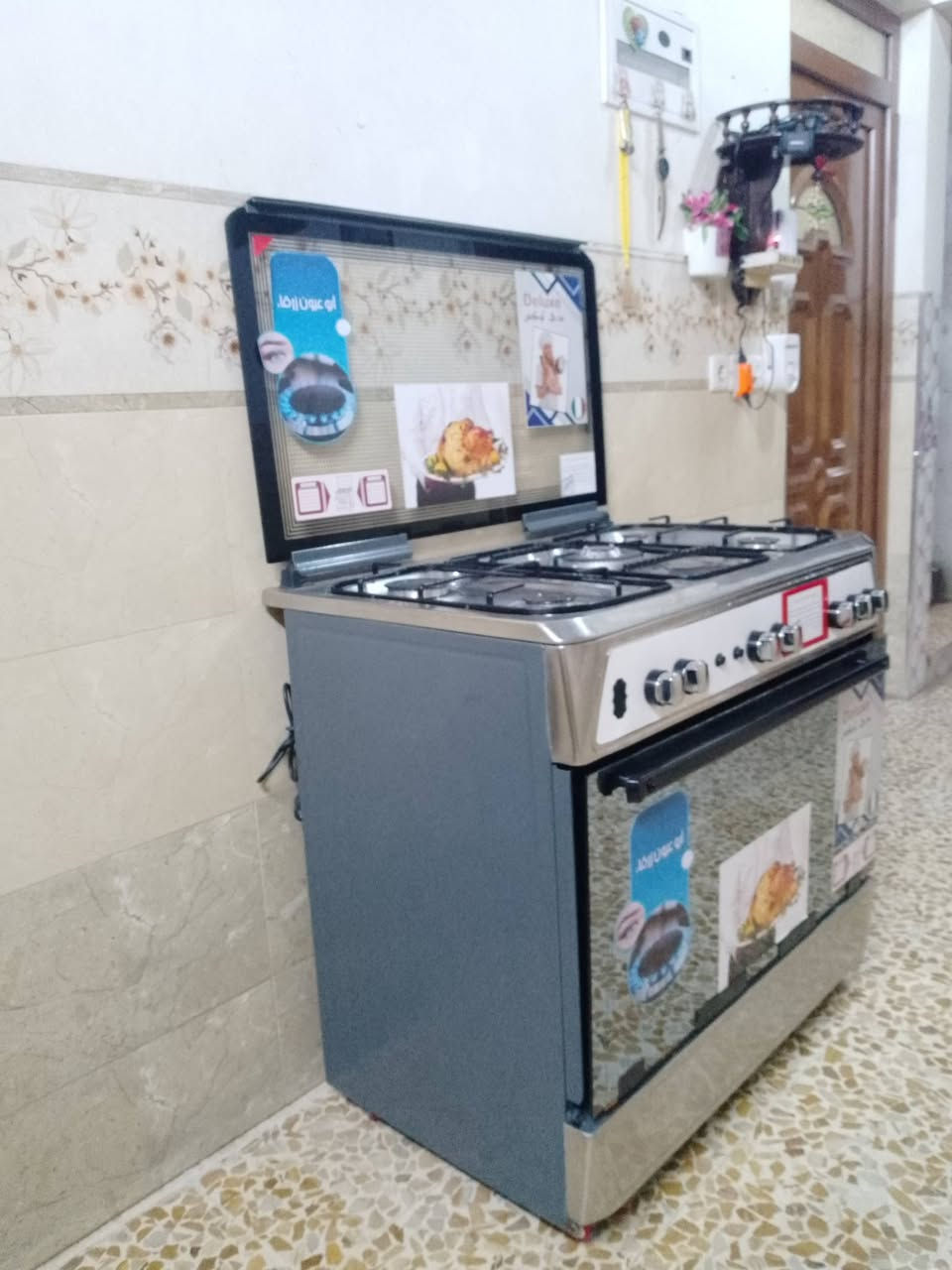 السلام عليكم  / 235
طباخ دي لوكس صناعة ايطالي  🇮🇹 شغال كلو شرط الفرن خطين  العنوان موصل الأيسر حي سومر الاستفسار  ‏‪***********‬‏
