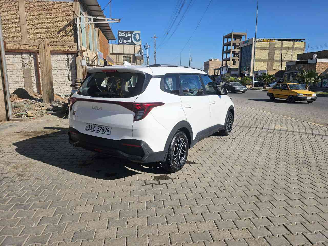 ٢٠٢٣ خليجي أخذته زيرو
وعلى ايدي وبسمي من شركة باركود 

السياره صار بيه نص باب صبغ السائق 

مكانه نجف رقم بغداد 

السعر ١٦٠

***********
