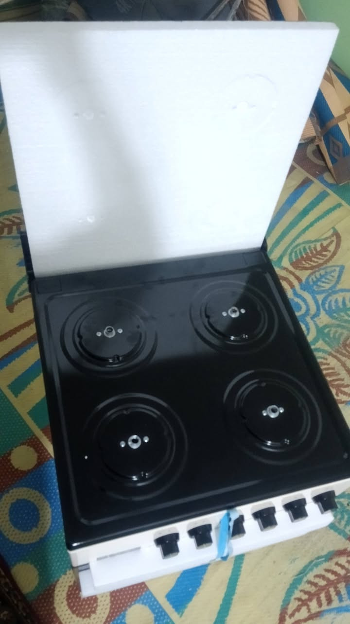 سلام عليكم 👋🏻
للبيـــــــع 
طباخ جديد ستونه اخذنا ب(225) بالكارتونه عشتار الاصلي اربع عيون وبي فرن الطباخ( كامل وجاهز) 
سعره / 175 
تواصل / *********** 📞
الموقع / كربلاء المقدسة حي الغدير قرب الاساله 🤍
