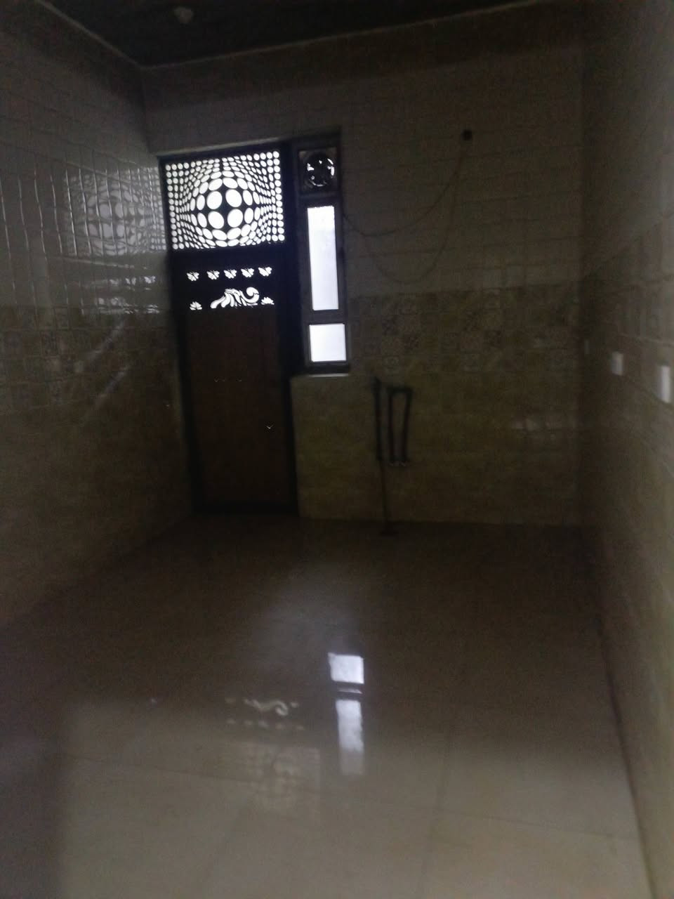 السلام عليكم توجد البيت الايجار في الرمادي قرب مطعم القصر الابيض ع شارع 40 
الهول وستقبال و مطبخ و حمام غرفه نوم٢ بي وحديقه دكراج 
الايجار ٤٠٠
للمزيد من التفاصيل يمكنكم زيارة مكتبنا مكتب العين العقار ع شارع 40 مدخل الصوفيه الثانية 

او الاتصال على الارقام 

***********
***********

***********
