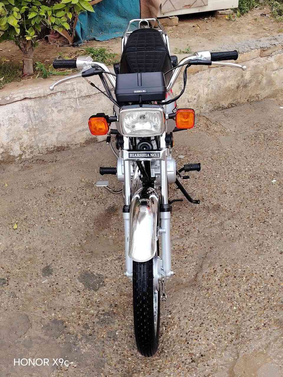 سلام عليكم اربعه كير نامه امتياز أوراق اسكنر مديل 2026 صارلهه سبوع من طالعه من الوكيل بعدهي ع سحك دراجه جاهزه مال جنيان كلهه شغاله مابيهه اي نقص مكانهه بديوانيه خاص مامتواجد اتصل وبيك خير وتدلل ***********
