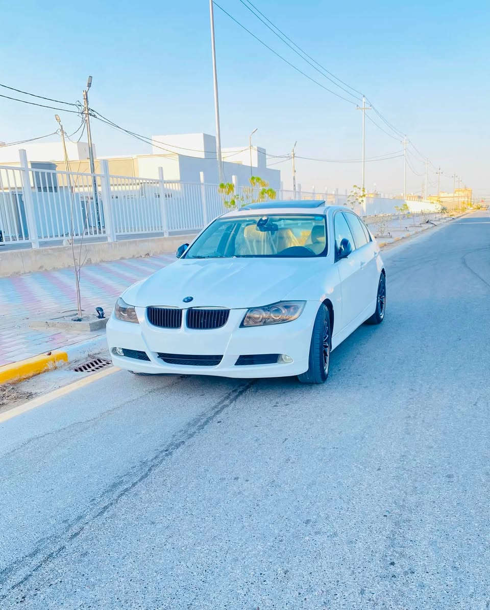 السلام عليكم اخوتي e90 2007كير ومكينه بلجيس  N52 المرغوب بيع او مراوس رقمها بغداد موازي مكانها كربلاء *********** السعر ٨٨ وبيها مجال السياره نقصها حداديه اماميه فقط
