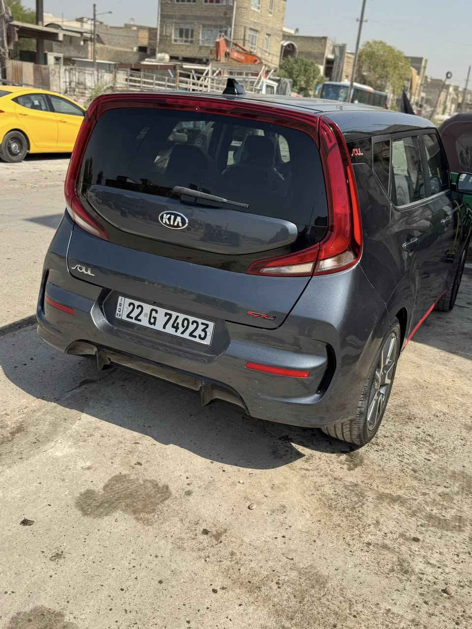 كيا صول جي تي لاين يعني ماكو داعي اذكر المواصفات معروفه فول بصمه فتحه هواي بيها مواصفات موديل 20ماشيه 35حقيقي مكينه دوش 2000المرغوبه حادثها خفيف باب وجاملغ بدون ايرباك الرقم الدولي جديد شمالي اربيل عندي بيها وكاله وصاحبها يحولك باسمك كبل مكاني بغداد الطالبيه ***********
