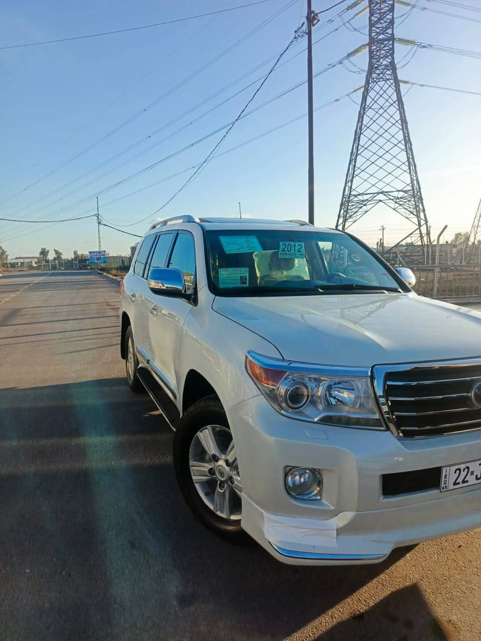 بيع مستعجل 
لاندكروز 2012 موصفاتGxrفول مواصفات محرك8سلندر 4600 كشنات جلد 3دكم كشن سلات 8ايرباك بصمه فول بيها بنيد مبدل وجاملغ امامي صبغ بدون دواخل جاهزة السيارة سعر305وبي مجال ***********
