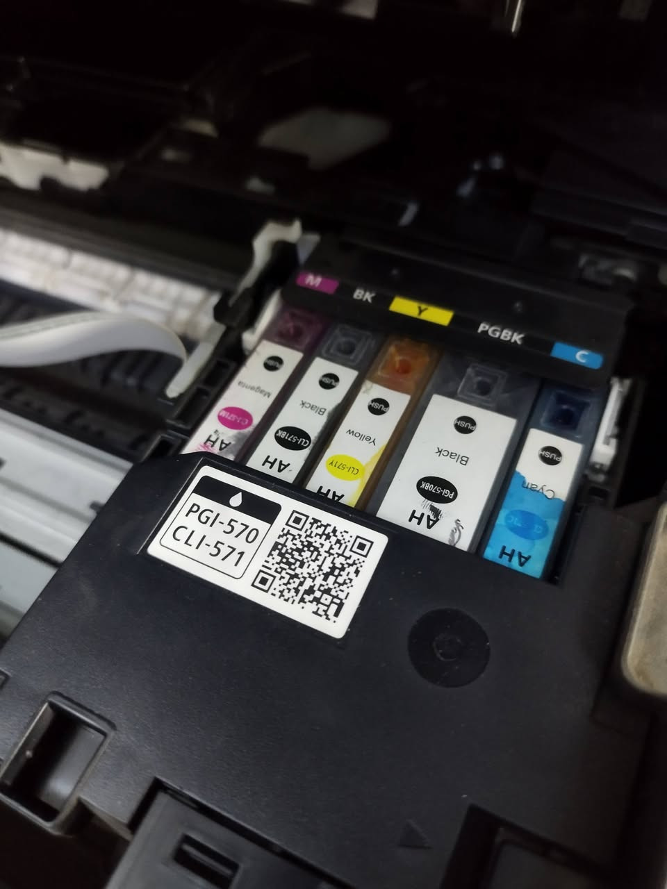 طابعة كانون ts5050 شغالة نقص كاترجات سعر50
طابعة hp 150nw ليزري بالة اوربي ملون نقص كاترجات 150
كتر بلوتر  قياس 70 سم كامل شغال مع اقراص التعريف اويا فينيل سعر 250 قفل


**إذا كنت صاحب هذا الإعلان وتريد حذفه لأي سبب، رجاءا أرسل رسالة إلى الدعم الفني**