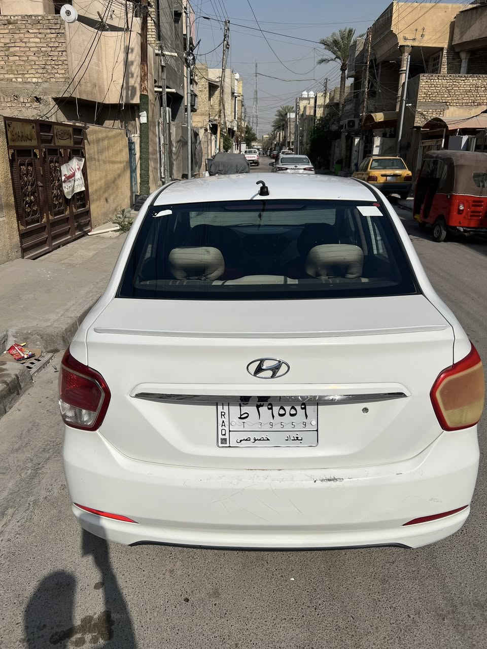 السلام عليكم
هونداي i10  كراند موديل 2016
رقم بغداد 
محرك كير مكفولات
بدون تبديل اي قطعه بدون ايرباك ولا دواخل شاصي مكفول مصبوغه حزام بدون حادث اثر شخوط جانت مال بنيه السياره 
مكانها بغداد الشعب
السعر 77  بيها مجال بسيط
***********
