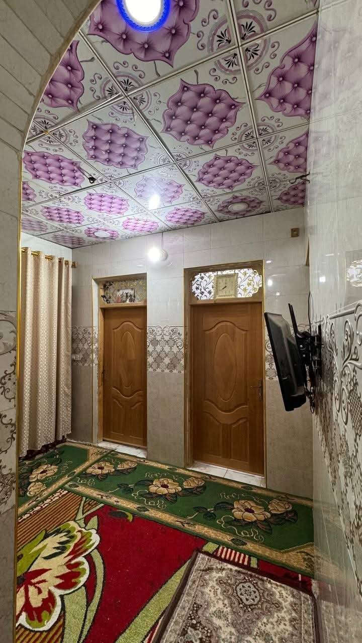 دار للبيع
موقع مميز ملحق قرية الغدير
شارع سيد صالح قريب  شارع الصب وشارع كربلاء
بيت بناء جديد 
⚘️⚘️⚘️⚘️⚘️⚘️⚘️⚘️⚘️⚘️⚘️⚘️
تفاصيل الدار..
المساحة 100 متر طابقين مربع
يحتوي على ..
4 غرف نوم 
استقبال ومطبخ كبير 
4 صحيات 
منور عدد 2
صاله عدد 2
🍀🍀🍀🍀🍀🍀🍀🍀🍀🍀🍀
تفاصيل البناء ..
اساس صب + تجعيب 
بناء طابوك 
سيراميك هندي 
ارضية بورسلين درجة اولى 
حدادية درجة اولى ثقيل 
السكف للطابقين صب مركزي 
سقوف ثانوية 
......................................................

السعر مناسب جدا جدا  
للاتصال  ***********
