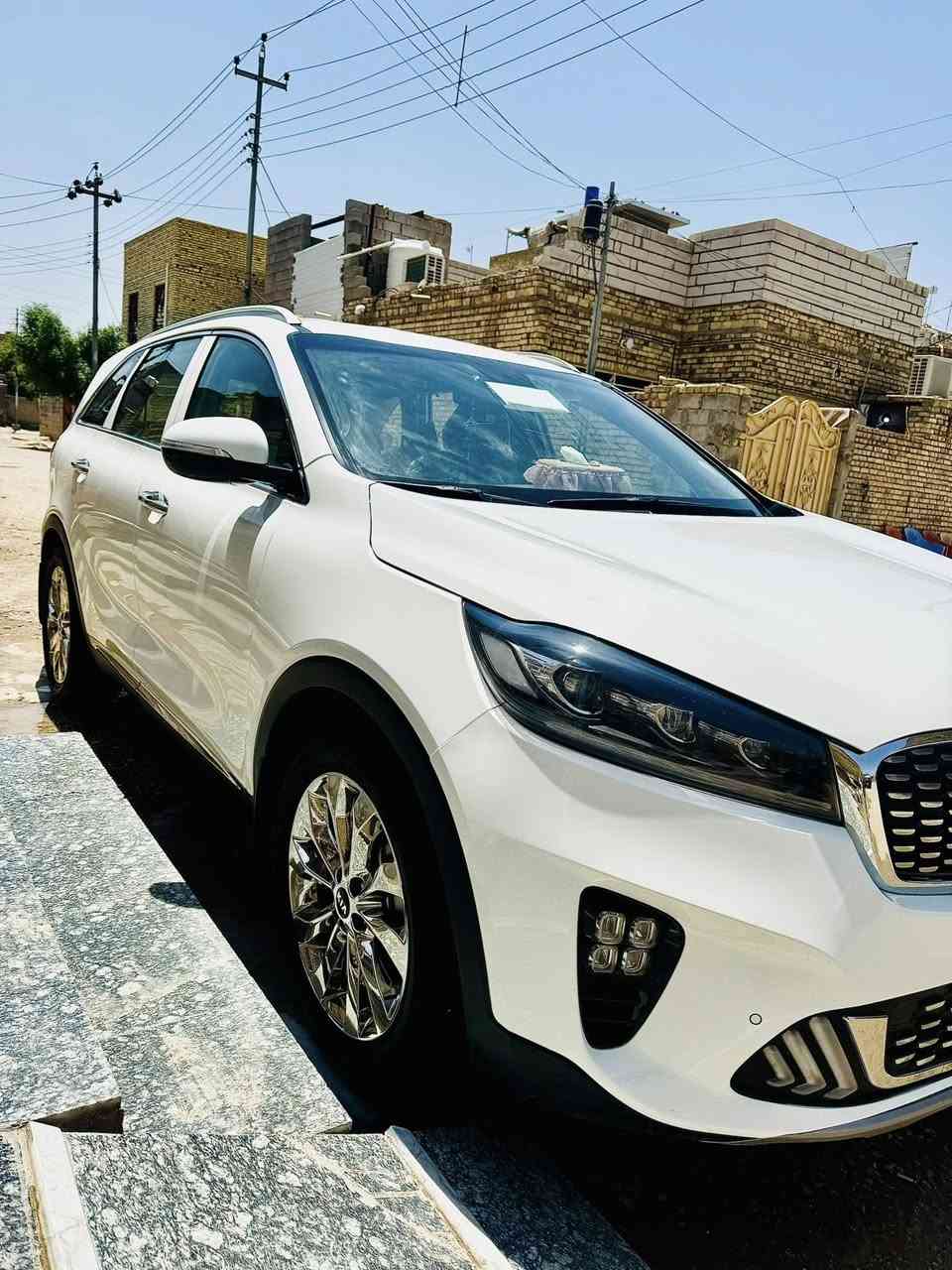 للبيع سيارة سورنتو موديل 2020 مكفوله كفاله عامه المحرك 6 سندر , وراد خليجي للتصال عبر الرقم التالي ***********
