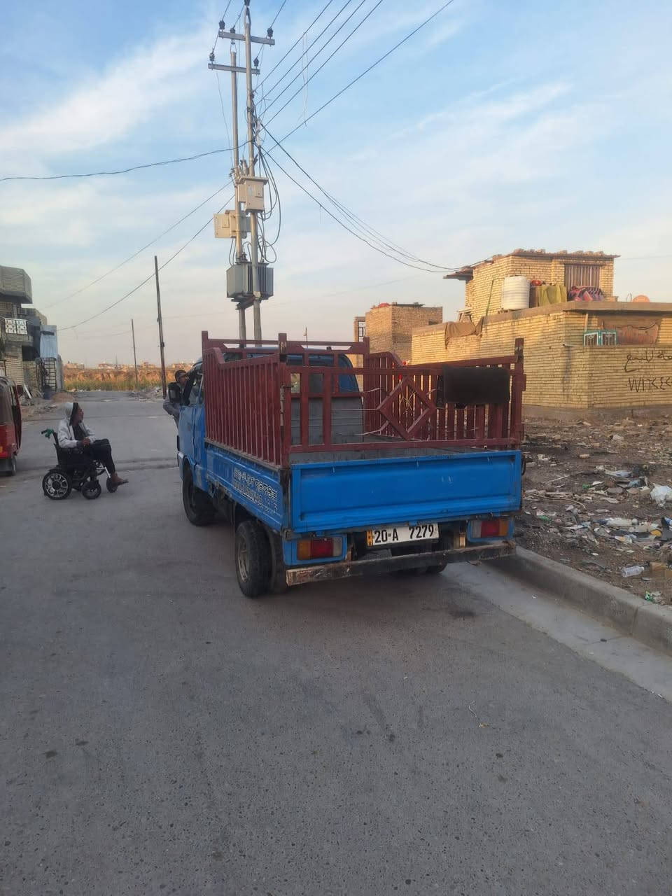 السلام عليكم كيا بنكو موديل 1994 للبيع تحويل ثاني يوم محرك خير من الله كير اكسن خير  من الله المكان بغداد الشعب حي المهندسين السعر 47 ورقه الاتصال علا الهاتف واتساب ***********
