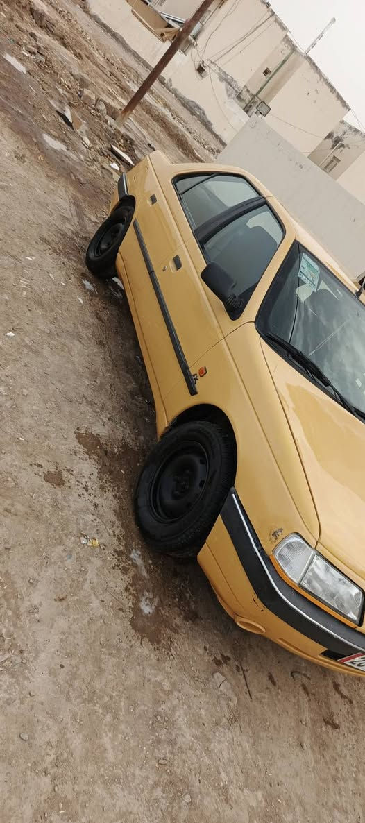 السلام عليكم بيجو 405
موديل 2012 مكفوله مكينه كهربايات تخم تاير سياره جاهزه
 سياره بلاديه لاضربه ولا تبديل رقم نكليزي نجف سنويه ل 2030 مصفره هيئه وغرامات مال جناي السعر 33 وبيه مجال حك الجيه مكاني الديوانية ***********
