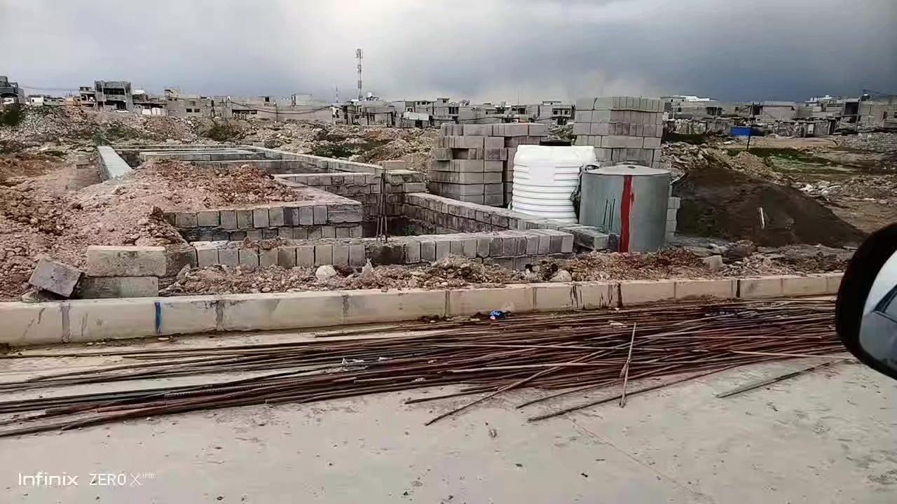 ارض 200 م سماح الثانية ال 24 خلف محطة المشاعل ثاني بلوك عن شارع 60 حولي تجاه قبلة 10*20 سند 2026 طابو زهور غير مطلوبة تحويل مباشر سعر البيع 80 مليون للتواصل ***********
