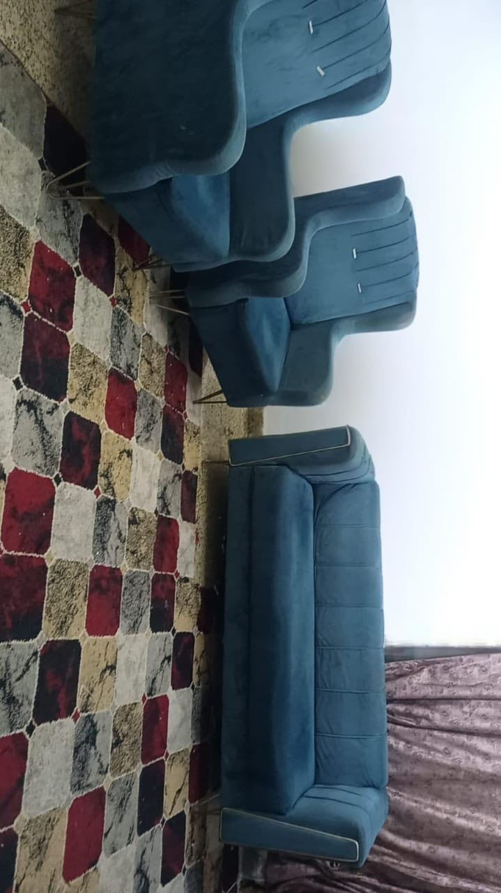 نص تخم موديل عدد ٢ مثل ماموضح ب صوره الاول رايدي ب ١٤٠ وبي مجال بسيط الي كراسي بيض. وثاني الي كله لون واحد رايدي ب ١٢٠ وبي مجال بسيط يوجد توصيل مكاني ◝بـٰغډاډ شهداء البياع


**إذا كنت صاحب هذا الإعلان وتريد حذفه لأي سبب، رجاءا أرسل رسالة إلى الدعم الفني**