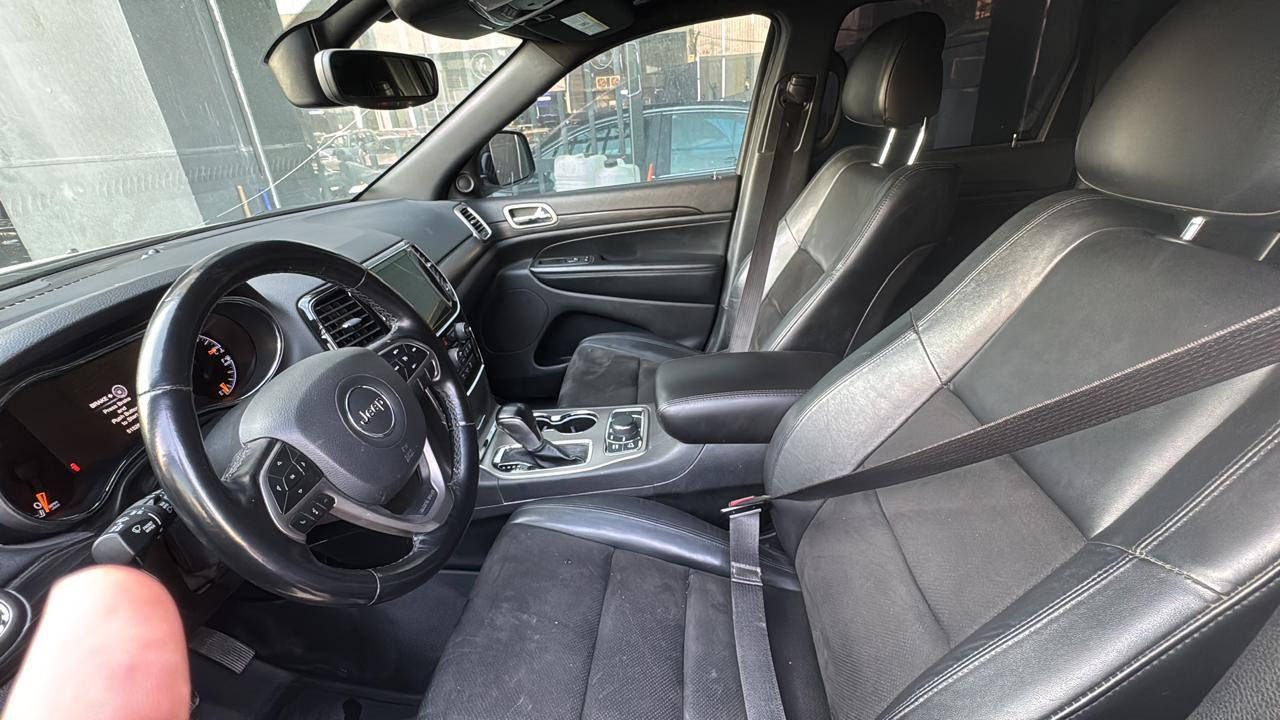 سلام عليكم جيب بلاك توب فول مواصفات موديل ٢٢ رقم اربيل او بيها تضليل بل سنويه صور الحادث داخل المنشور سياره ماشيه ٥٠ سعره قفل ٢٦٠ سياره حادث بسيط***********
