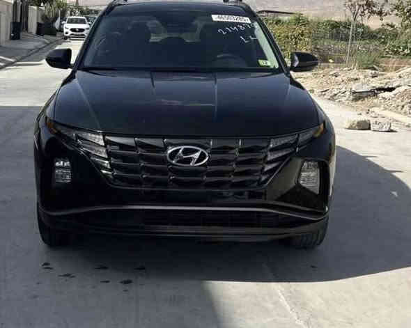 تكسون موديل 2024
مواصفات 
بصمه
بريك بصمه
صندوق شفط 
فور ويل 4X4
كشن هيتر
كشن كهربائي
لايت زينو 
ويل كروم 
رادار امامي 
رادار خلفي 
رادار جانبي 
كاميرا 
بي بعد اهوي مواصفات 
صبغ بس واحد جملغ
او باب بي تعديل بدون ارباك 
عنوان عقرة 
سعر 173
***********
