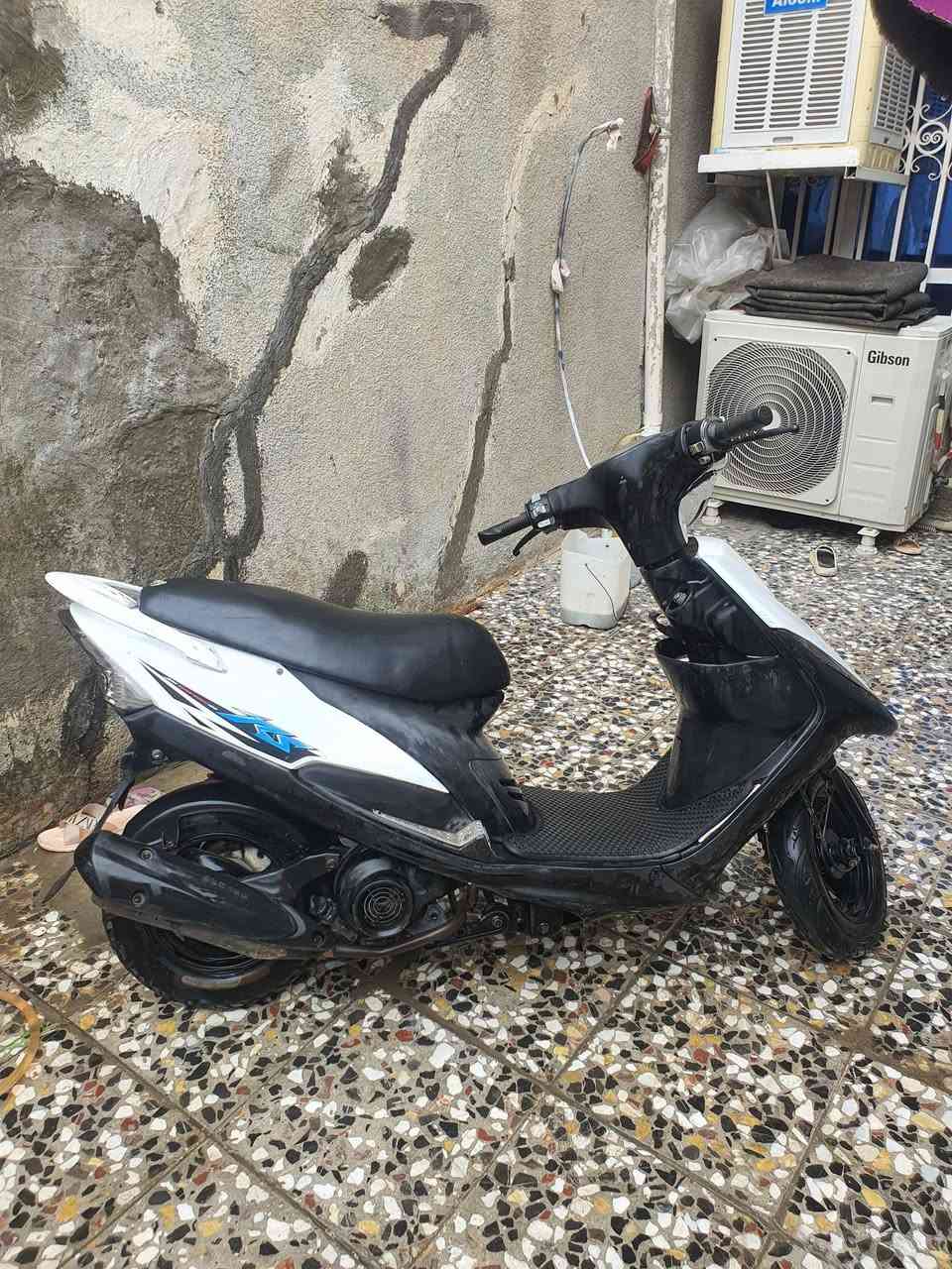 السلام عليكم
دراجة ماكس عدلة ابيض لوك جديدة نكرة سلف كهرباءيات شغالة لايت كشاف هورن جاهزة السعر ٦٠٠الف وبيها مجال العنوان بغداد للاستفسار ***********
