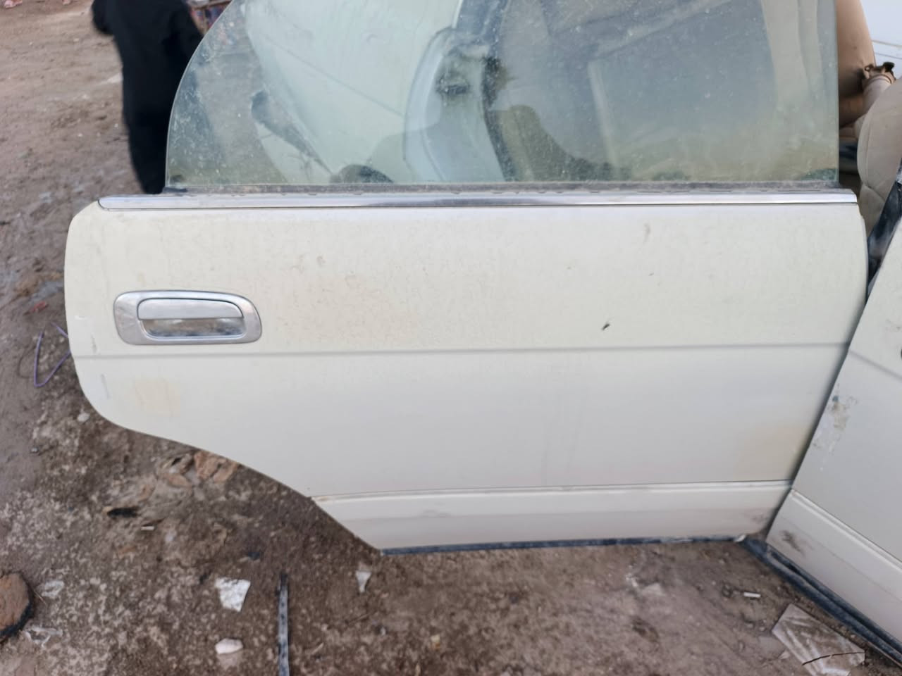 السلام عليكم بيبان بطه وجاملغ بطه ايسر باب بانزين كشنات مارك عضم حاويه رصاصي كشنات راس الثور حبري ورصاصي تخمين حاويه دعاميه مارك نفخ خلفيه حاويه دوس بوب مال بطه تفصيخ بنيد بطه تفصيخ نضيف بقلاوه جاملغ خلفي مكاني نجف ***********
