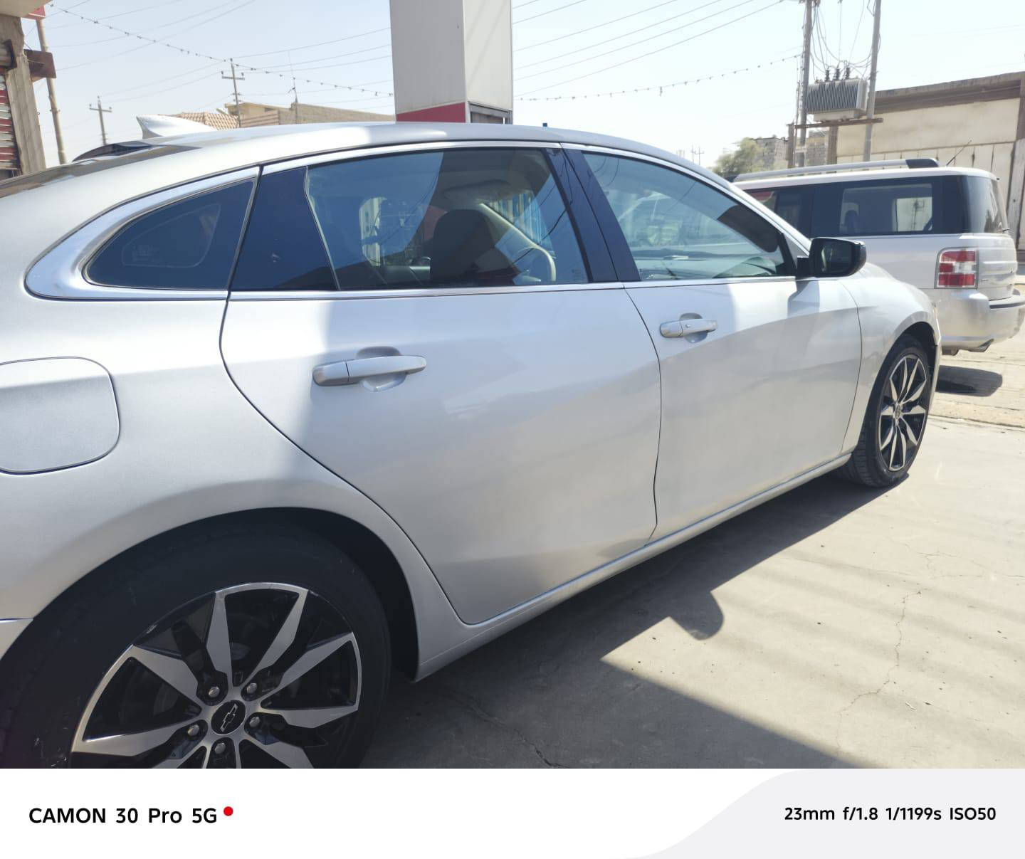 السلام عليكم ماليبو 2022 رقم بغداد 4 قطع صبغ فئة R5  مكاني بصرة السعر 125 وبي مجال ***********
