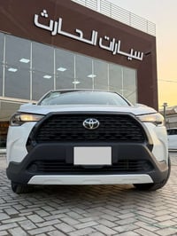 🚘 للبيع تويوتا كورولا كروس خليجي هايبرد 2025  🔹 رقم بغداد 🔹 العداد: 29...