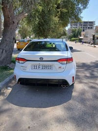 للبيع كورلا هايبرد موديل ٢٤  ماشيه  ١٨  بدون  صبغ بصمة   أمريكي  حادث ...
