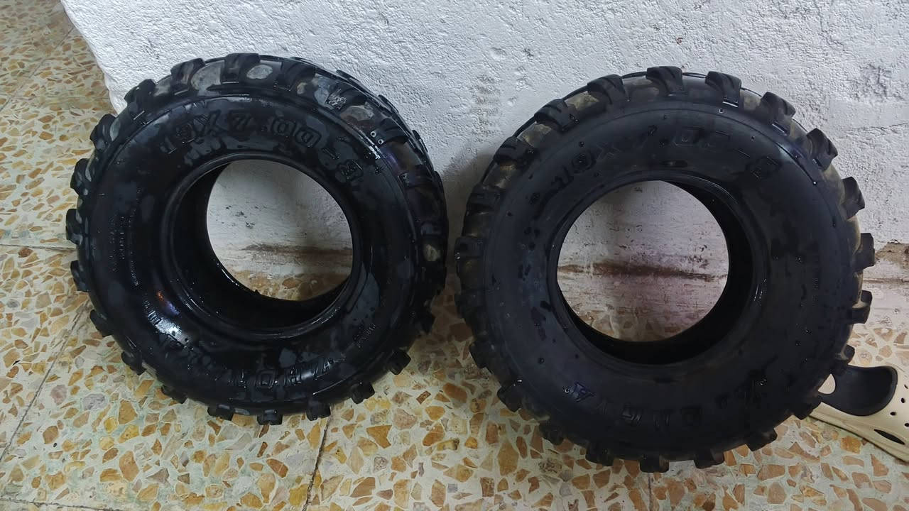 تايرات مال دراجه رباعي للبيع عنوان بغداد سعر 60//***********
