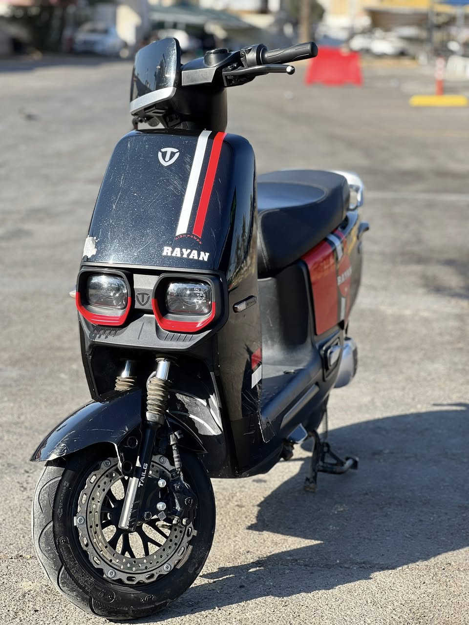 سلام عليكم
وحش الكون للبيع🔥

البطاريات🔋شرط كفاله عامه شرط الفحص

زنون عالي ناصي شرط🔦

اشاير رباعي خلفي امامي شرط

هورن بوش🔊

زوج مري ✅

ستاند تعليك ستاند صفح 🔱

زوج تايرات بل جيس بل جيس شرط ⚫️

بصمه+سويج🗝️

ستيرن ينقفل🔐

تشغل عن بعد+تفتح بصمه+تقفل بصمه وشرط بصمه vib🔥

شاحنه اصليه شركه تاج بلادي مالتها🔌❤️‍🔥

جنطه حجم كبير ✅

بك لايت خلفي شغال وبي نقش شرط النقش والجمال والحمار البي بوايي❤️‍🩹

ملاحضه 
الدراجه بيها شخوط بسيطه حيل اصلاً ممبينه ولا عبالك مشخطه الصور كدامك تحكم وبعد احلى من الصور شرط 

 السعر 700 وبيها مجال اتصل وادلل

رقم الهاتف اي ستفسار وتساب+ رقم

***********
