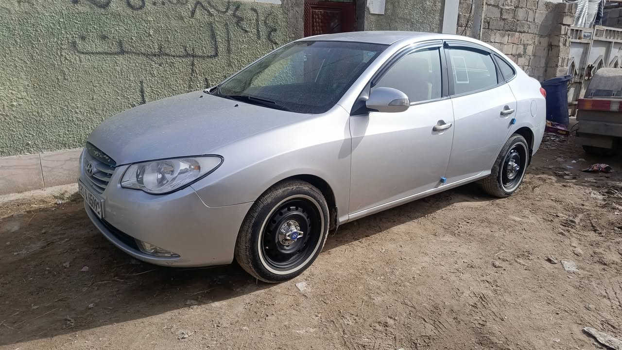 سلام عليكم النترا موديل 10محرم 1600كير محرك مكفول بيها اربع قطع رش وحده تبديل سياره جاهزه وحلوه ***********
