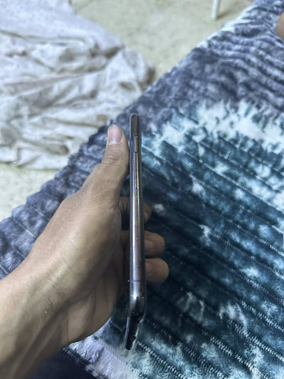 📍ايفون 11 برو ماكس 
ذاكره 256
🔋بطاريه 79
نموذج m جهاز بلادي ومابدل بي اي شي وكله شغال طبيعي
السعر 350 وبي مجال قليل مكاني بغداد مدينه الصدر
***********
