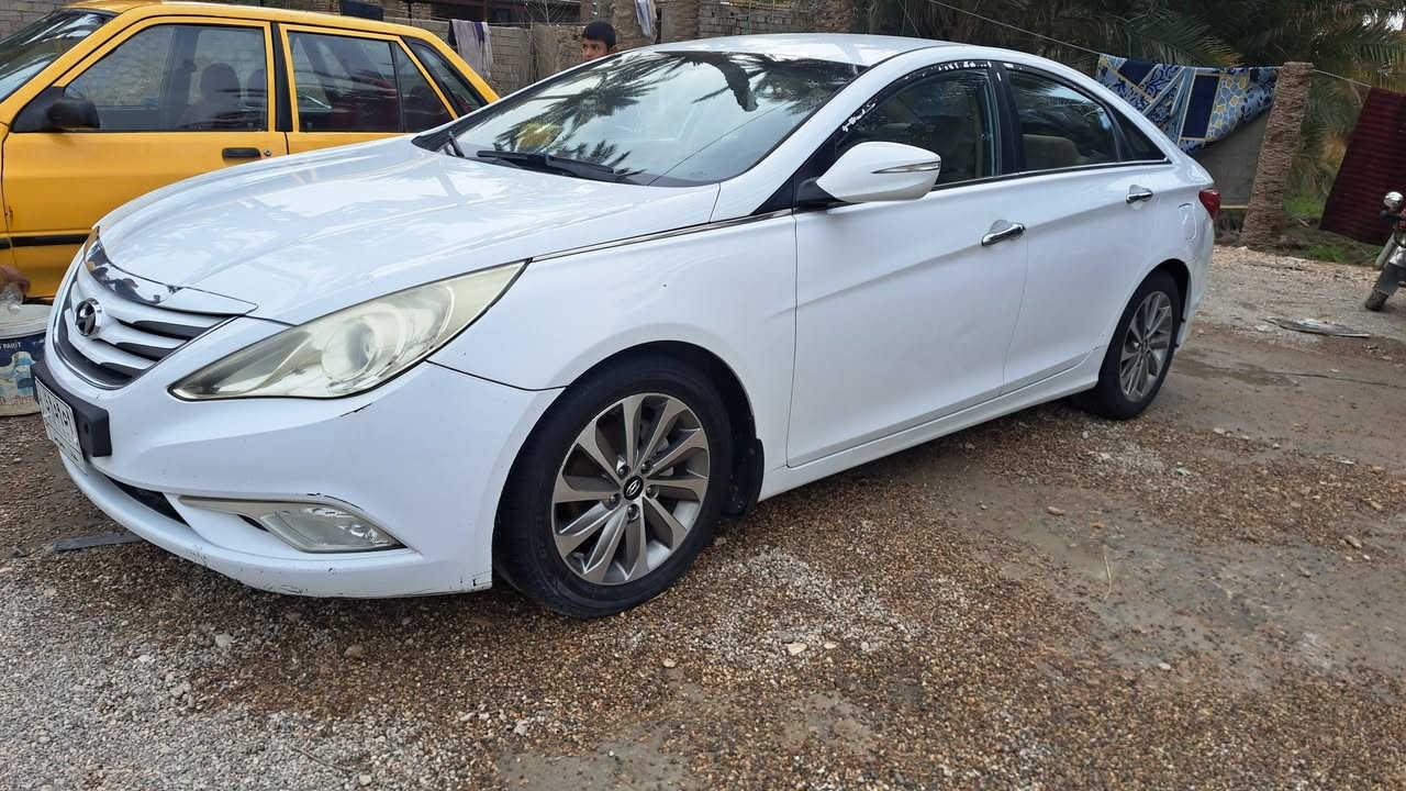 السلام عليكم 
سوناتا خليجي موديل 2014
قطعتين صبغ وبيها بارد 
مكان ديوانيه قضاء الشاميه 
السعر(120)
 للستفسار ***********
