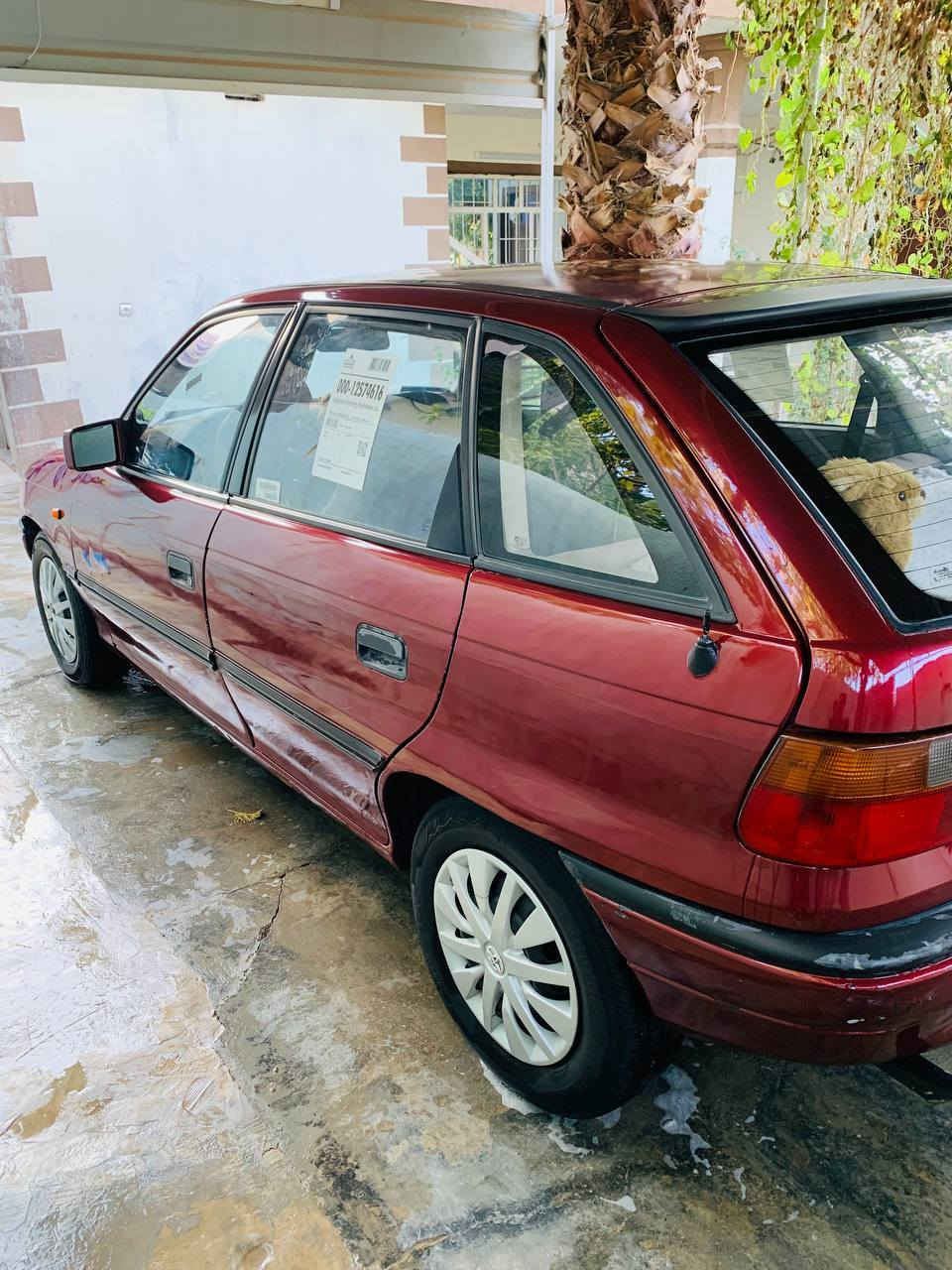 السلام عليكم. اوبل استرا موديل 1992محرك 16 قايش عريض سنويه 2029  صبغ عام جماليه معجون  تصفيه فقط يم قبغ البانزين .. بيهه دفتر بانزين تايرات جدد قفل سنتر لوك  ماناقصهه اي شي سياره مال بيت السعر 43 وبيهه مجال قليل للشراي اتصل وتدلل مكان السياره كركوك ***********
