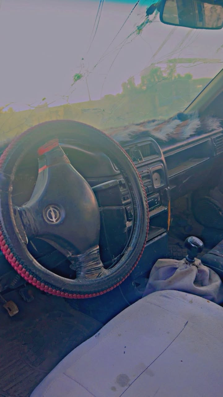 ابل فكتره للبيع حجم18 موديل 92كير محرك شرط كهربيات كله  شغاله رقم صلاح الدين الماني ار  بسمي السياره السعر 17وبيه مجال مكان السياره سامراء مكيشيفه لاستفسار ***********
