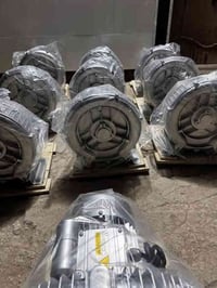 يتوفر لدينا كافت احجام البلورات  وبسعر مناسب    الاستفسار   0780975407...