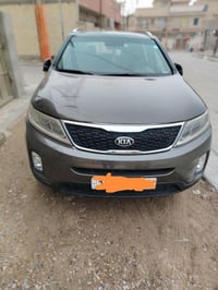 سورنتو موديل2014 ورد امريكي فول وحد على وحد  بانرامه جنط كهربائي7راكب ...