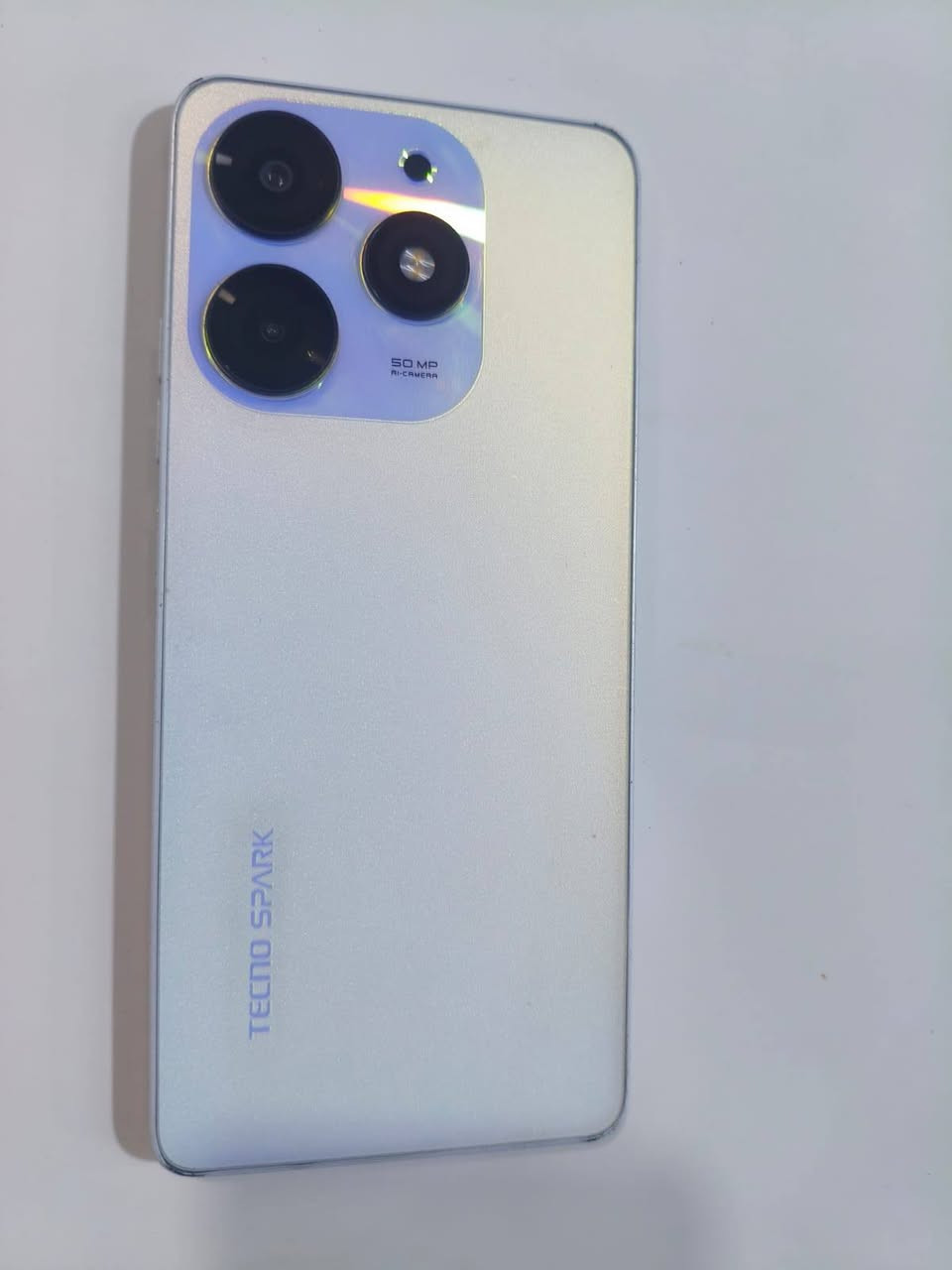 سلام عليكم
للمراوس تكنو سبارك 10 برو ذاكره 256 جهاز نظيف كلش بي بس فطر صغير موضح بالصورة كارتونته ويا


**إذا كنت صاحب هذا الإعلان وتريد حذفه لأي سبب، رجاءا أرسل رسالة إلى الدعم الفني**