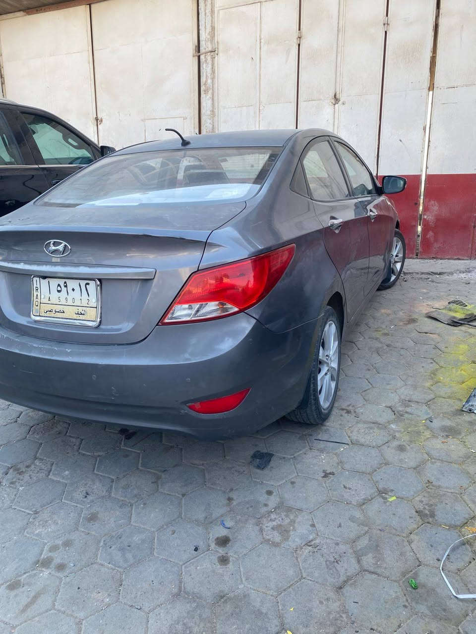 سياره للبيع موديل 15
السعر 78$ وبيها مجال 
مكان سياره هاشميه
الاستفسار *********** بي واتساب
