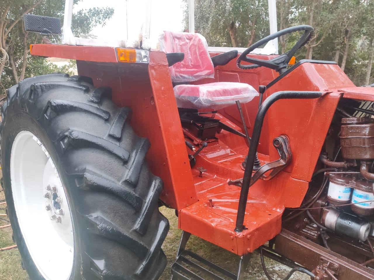 فيات 780 جاهزه من كلشي للبيع *********** المكينه بدون
