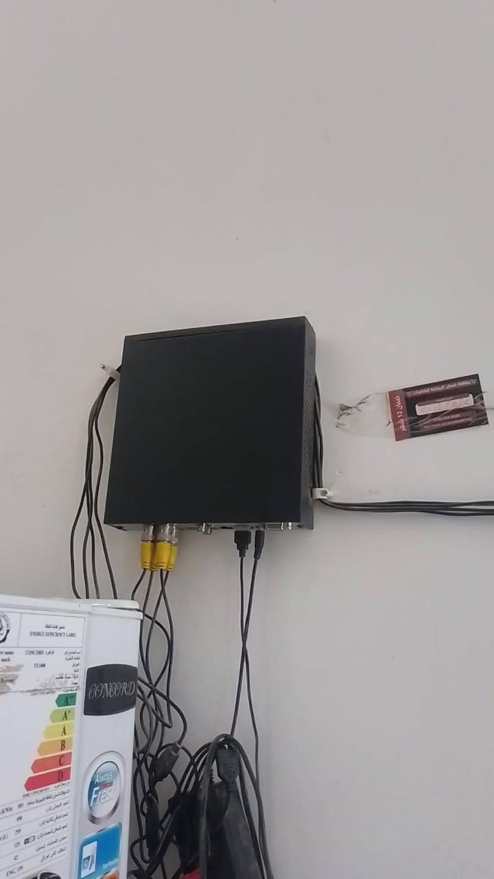 سلام عليكم كمرات البيع ماصيلي هواي من جيبهن ربعه كمرات +شاشه مالتهن كملات بخدمت شراي***********
