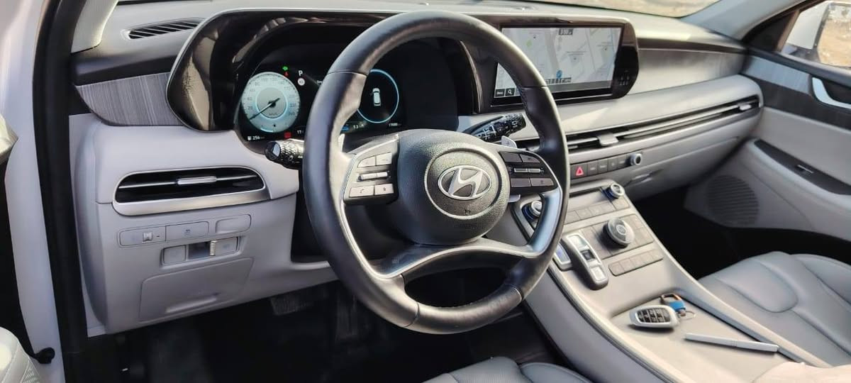 — هونداي باليسايد موديل 2024
اللون أبيض | وارد كوري مكفولة | رقم بغداد
📍 الممشى الحالي 17 الف
والسيارة بحالة ممتازة جداً
✨ المواصفات: ▪️ 7 ركاب VIP (مقاعد منفصلة)
▪️ داخلية جلد رصاصي فخم
▪️ تدفئة وتبريد للمقاعد الأمامية والخلفية
▪️ مقاعد كهربائية مع ذاكرة خزن
▪️ نظام صوت متكامل عالي الجودة
▪️ ستيرن تدفئة + هزاز مع شفتات تحكم كاملة
▪️ 5 كامرات 360دواره مع كامرة تسجيل 
▪️ لايتات زينون + LED خلفي + إشارات بالمرايا
▪️ بصمة تشغيل + بصمة أبواب
▪️ سايد بريك كهربائي + صندوق خلفي كهرباء (بصمة)
▪️ نظام نزول المنحدرات
▪️ تبريد خلفي ومكيف مركزي (3 مناطق)
▪️ محرك 6 سلندر سعة 3.8L
▪️ دخول ذكي وتشغيل عن بُعد
▪️ تحريك السيارة للأمام والخلف عن بُعد (Smart Parking)
▪️ أوتو هولد + أوتو ستوب
▪️ توقف ذكي
▪️ مثبت سرعة ذكي مع الحفاظ على المسار
اربع انواع قياده sports. Eco
Smart
Comfort
▪️ رادارات أمامي وخلفي وجانبي
▪️ حساسات أمامية وخلفية وجانبية
▪️ شحن وايرلس لجميع المقاعد الأمامية والخلفية
❄️ تبريد تدفئة
💰 السعر 395 وبيه مجال بسيط
للإستفسار اتصال ***********
