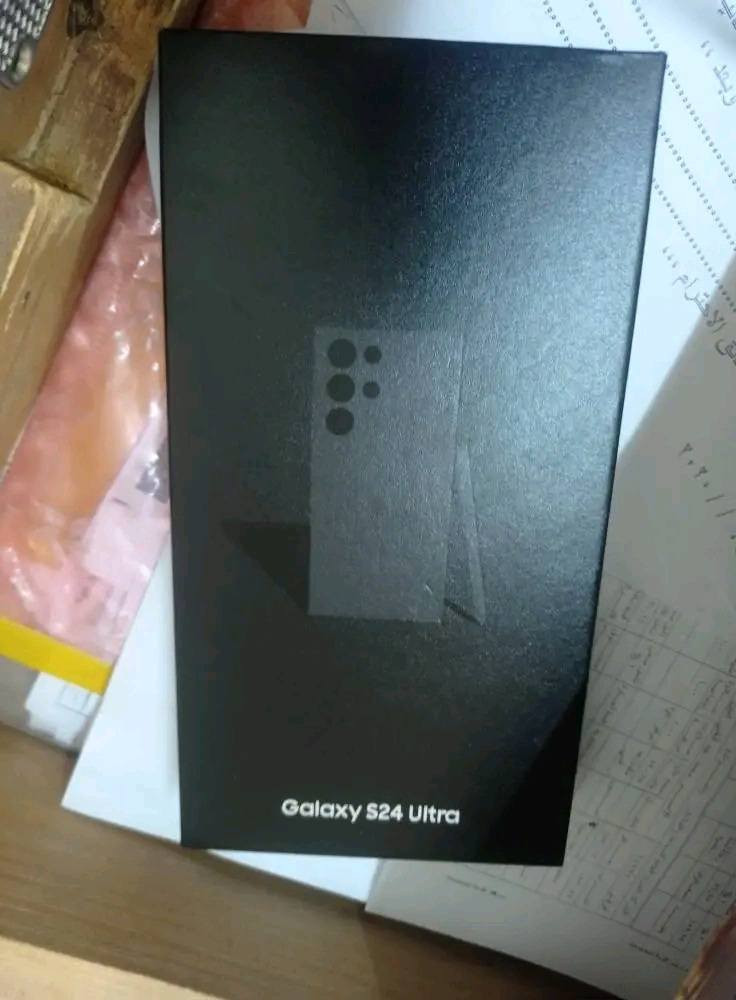 Galaxy S24 Ultra
شرق اوسط دبل سيم 
لون اسود 
ذاكره 256 
مستعمل شهر بدون ضمان وكاله 
اغراضه كامله + رأس شاحنه 45W 
بيع فقط ما اراوس 
سعر 900 وبي مجال شويه
مكاني - موصل - الايسر - الاربجيه - ماعندي توصيل
شراي اتواصل واتساب فقط - فقط واتساب ماعندي ماسنجر 
***********

