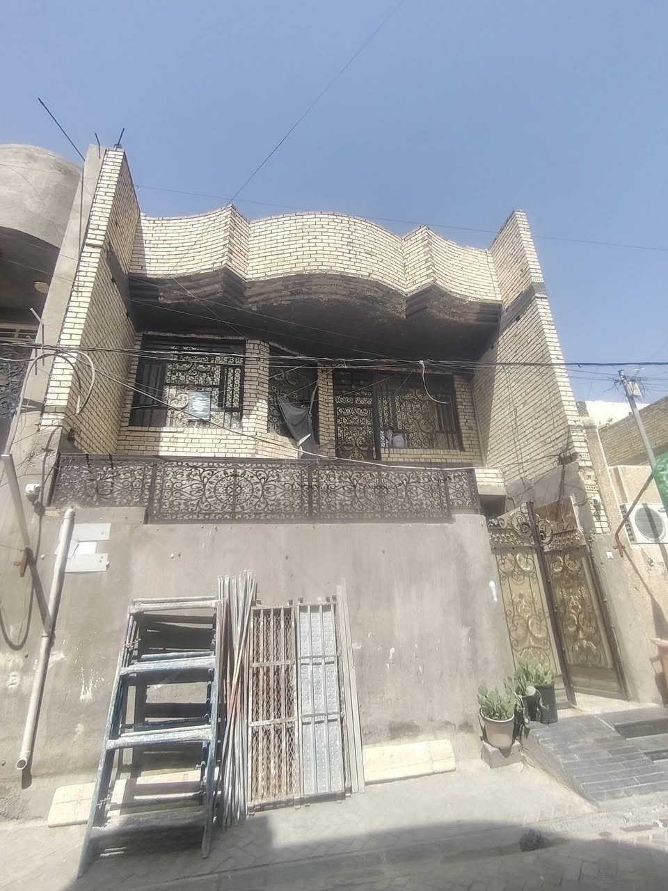 سلام عليكم ورحمة الله وبركاته اي واحد محتاج لباخ حاضرين واجهات منازل لبخ خارج تصفير اي شي حاضرين ***********
ومن الله التوفيق للجميع
