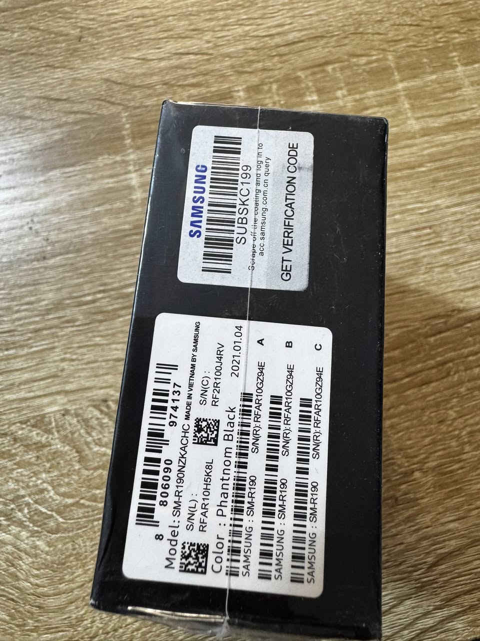 ايربود طلع هيج بعدة بالنايلون سامسونك
انطيني سعر وبالعافية عليك


**إذا كنت صاحب هذا الإعلان وتريد حذفه لأي سبب، رجاءا أرسل رسالة إلى الدعم الفني**