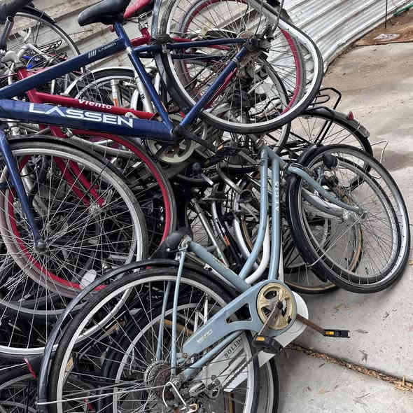 اسعار تبدي من ٦٠الى ١٢٠ رقمي ***********
