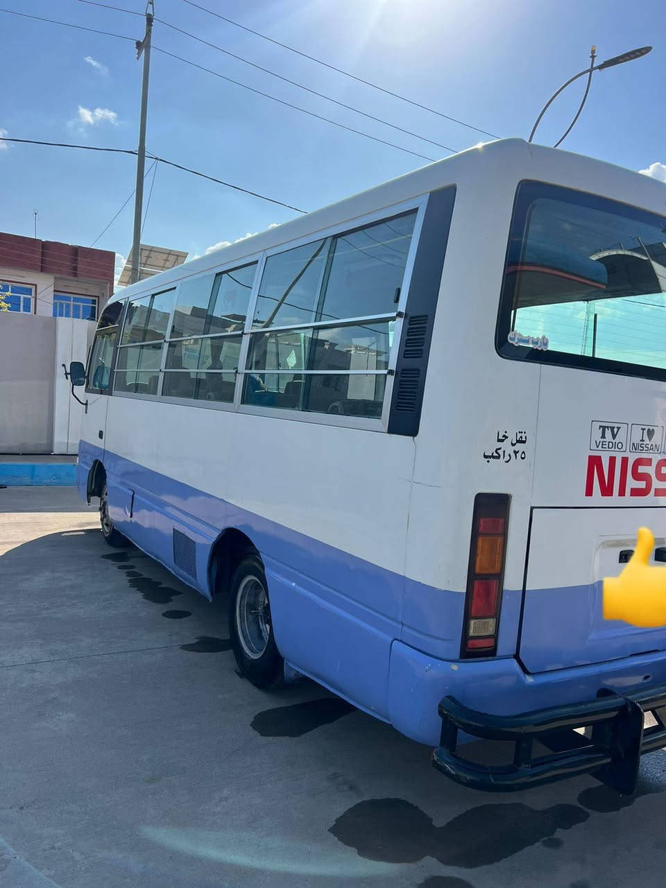 السلام عليكم كوستر نيسان للبيع موديل 2002 رقم نجف
الماني مكينه وكير جدد بنزين بيه حجل الازرق صبغ رش 
حداديه جديده كهربائيه كله شغاله باب عل الريمون 
السعر ب105 وبيه مجال بسيط او اذا مراوس بستاركس 
عادي مكاني حله ما متواجد عل الفيس اتصل وبالخدمه 
‏‪***********‬‏
